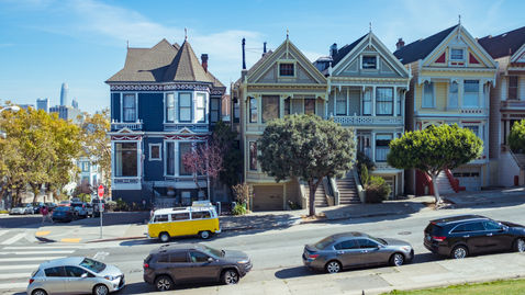 Adapting to Market Changes: How Diald Helps Airbnb Hosts Navigate Economic Shifts